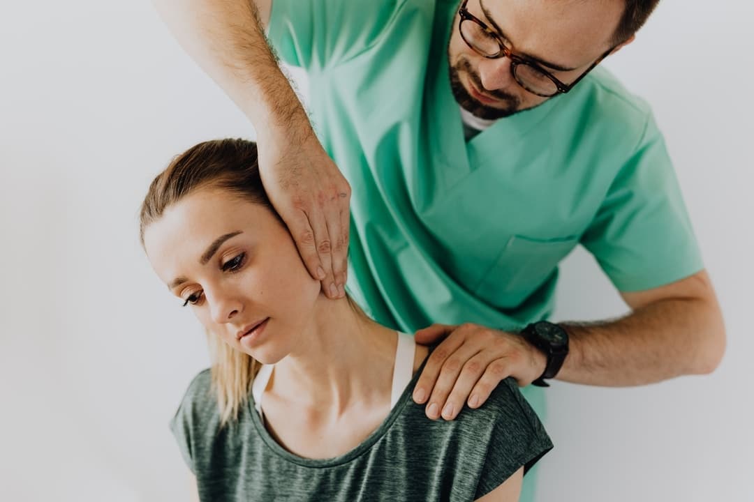 Chiropractic Care with Manual Therapy